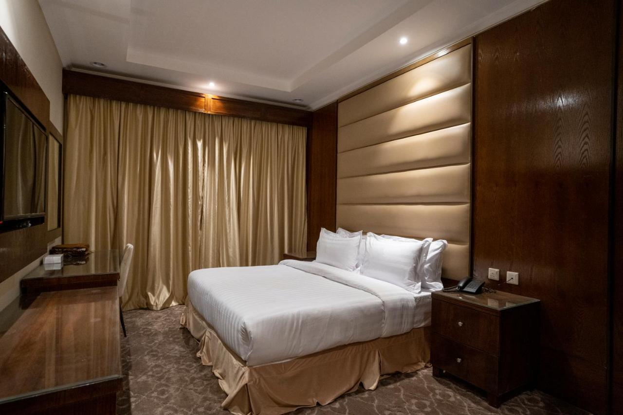 Safwa Taiba Suite اجنحة صفوة طيبه マディーナ エクステリア 写真